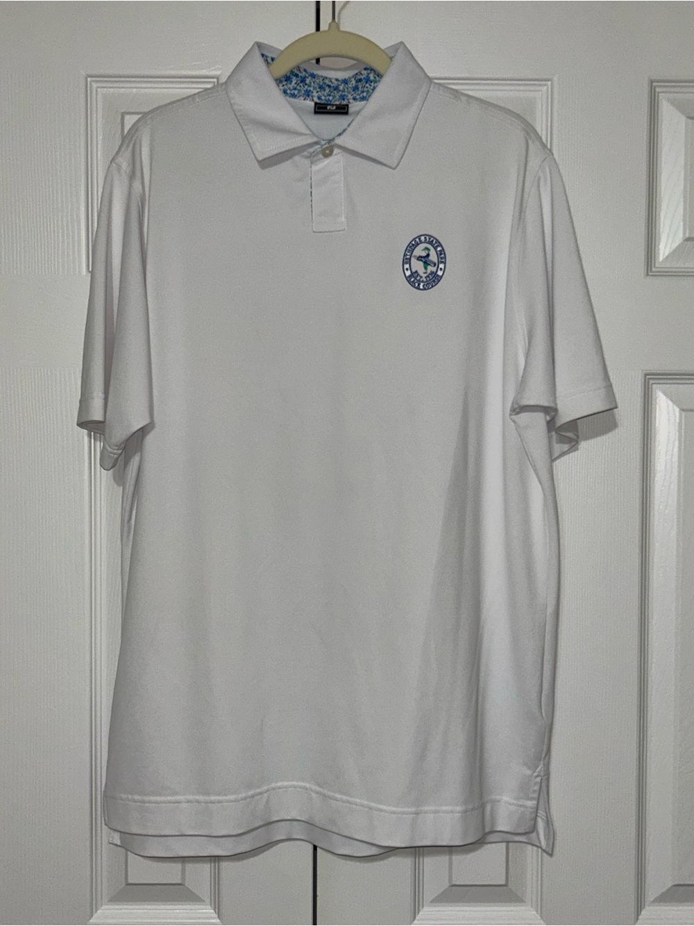 Men's medium FJ White Polo Shirt with bethpage course logos